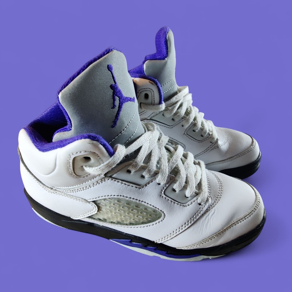 Nike‎ Air Jordan 5 Boys Kids Size 2Y White Purple Basketball Sneakers 440889-141